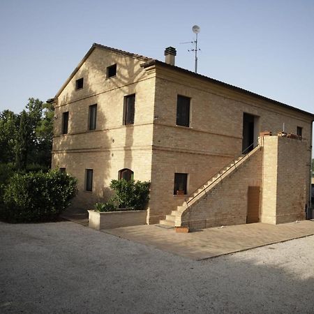 ポテンツァ・ピチェーナ Agriturismo La Fonte Di San Girioゲストハウス エクステリア 写真