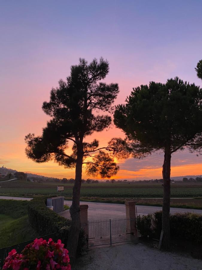 ポテンツァ・ピチェーナ Agriturismo La Fonte Di San Girioゲストハウス エクステリア 写真