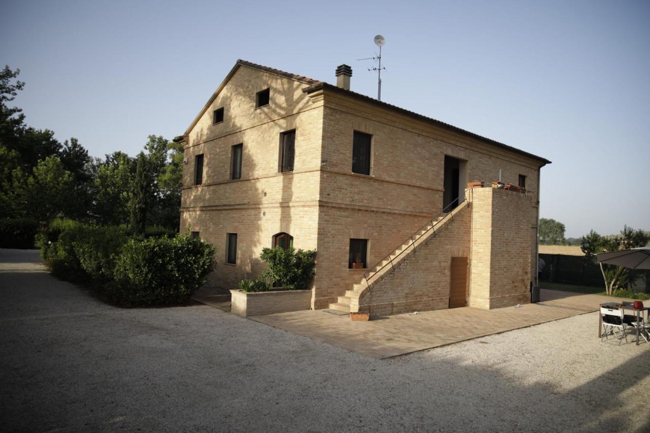 ポテンツァ・ピチェーナ Agriturismo La Fonte Di San Girioゲストハウス エクステリア 写真